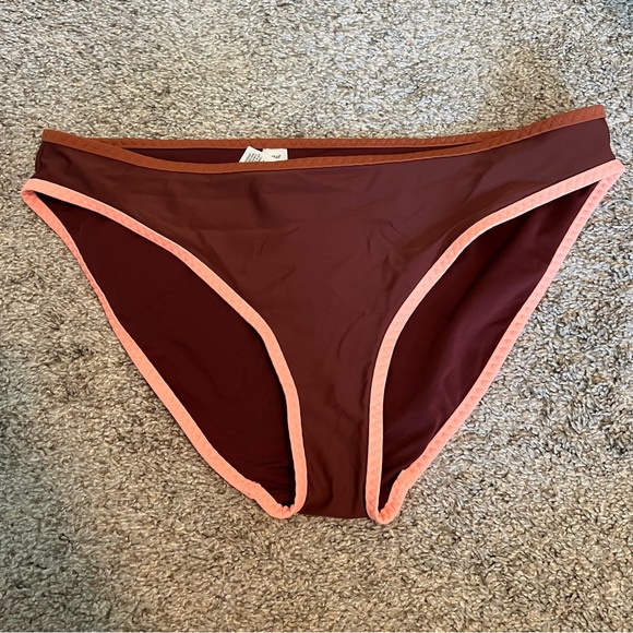 Aerie wide strap plunge bikini - Picture 6 of 8